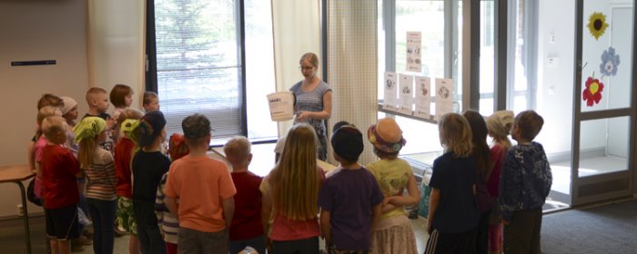 Luento oppilaitoksessa